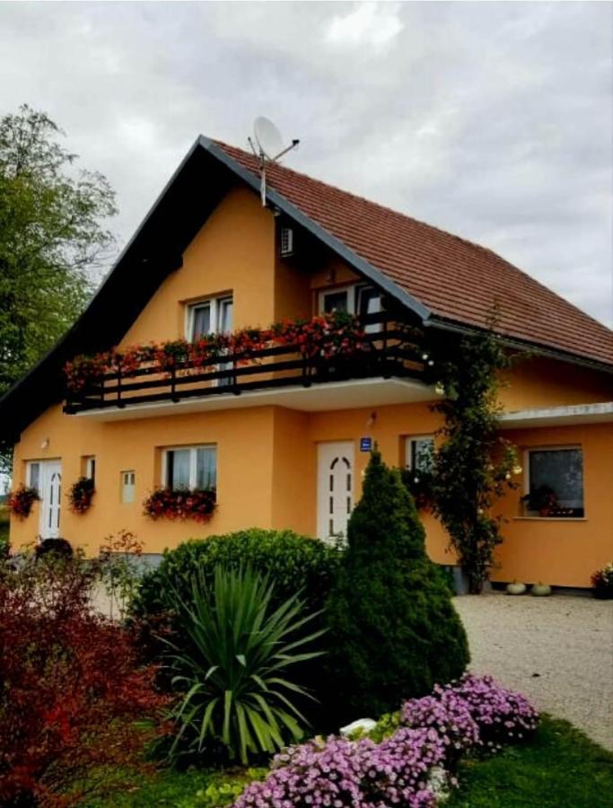 House Jelena&Marija Apartman Rakovica Kültér fotó