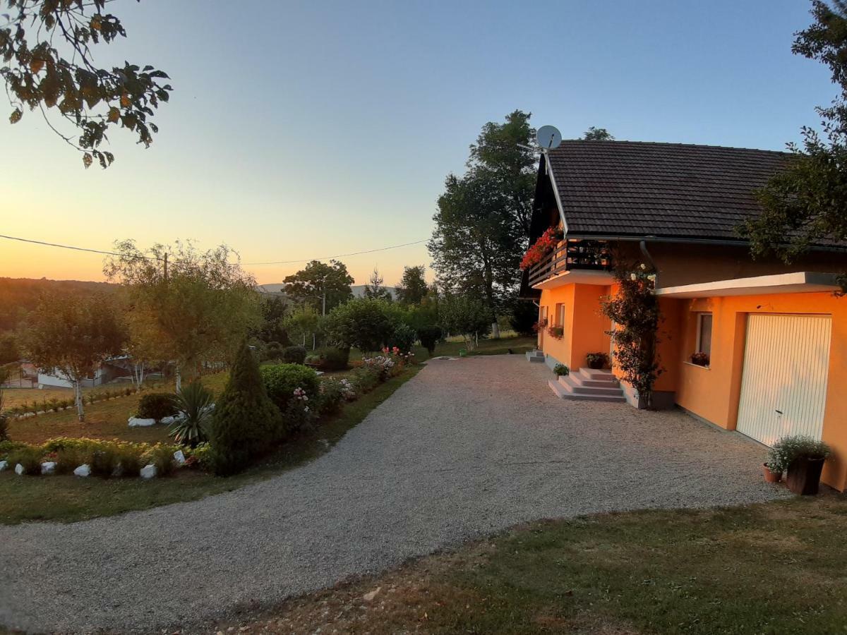 House Jelena&Marija Apartman Rakovica Kültér fotó