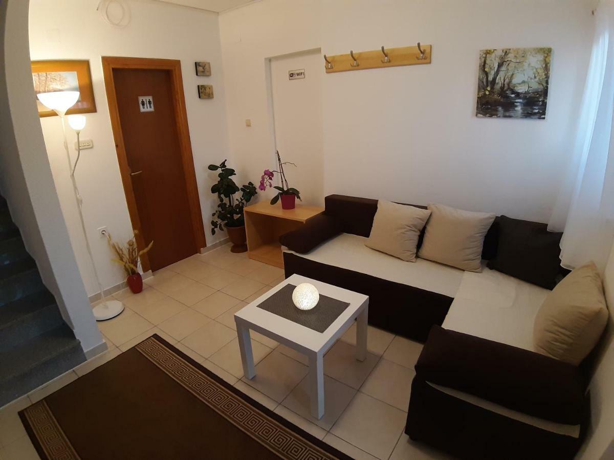 House Jelena&Marija Apartman Rakovica Kültér fotó