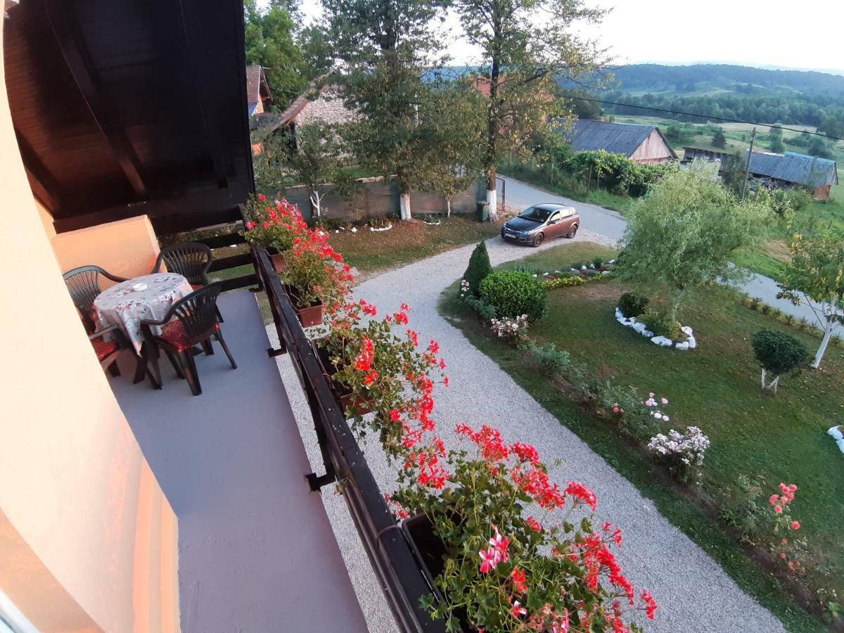 House Jelena&Marija Apartman Rakovica Kültér fotó